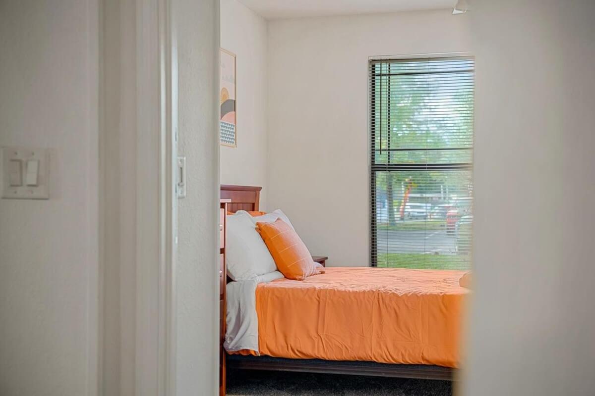 טאמפה Budget Friendly Sleeps 8 Discounts Available מראה חיצוני תמונה