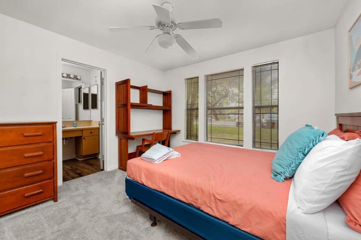 טאמפה Budget Friendly Sleeps 8 Discounts Available מראה חיצוני תמונה